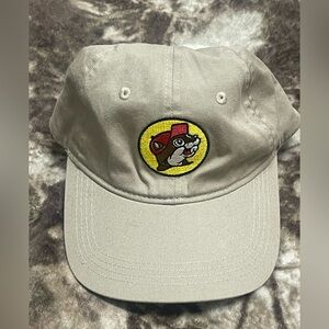 Buc-ees Tan Hat with beaver Patch Rare